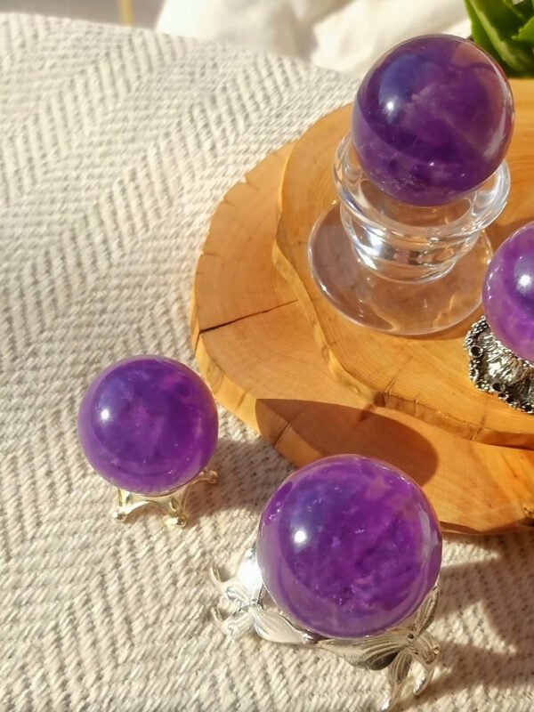AAA+ Natural Violet Amethyst Sphere High Quality-Purple Crystal Ball-Healing Crystal Ornament-High Vibration Stone-Healing Home Decor Gift for Couples Gift for Friends Gift for Family