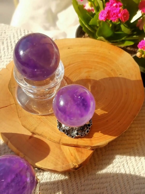 AAA+ Natural Violet Amethyst Sphere High Quality-Purple Crystal Ball-Healing Crystal Ornament-High Vibration Stone-Healing Home Decor Gift for Couples Gift for Friends Gift for Family