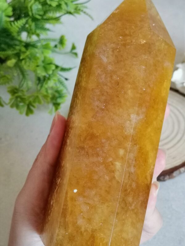 Torre tallada de fluorita dorada 1.1kg Alta calidad con numerosas puntas de cuarzo mica brillantes Regalos para parejas amigo Regalos para la familia