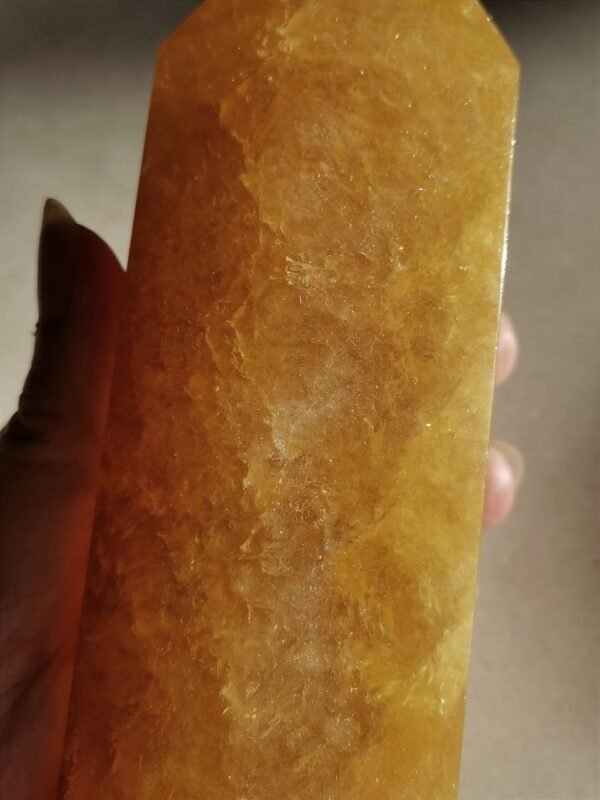 Torre tallada de fluorita dorada 1.1kg Alta calidad con numerosas puntas de cuarzo mica brillantes Regalos para parejas amigo Regalos para la familia