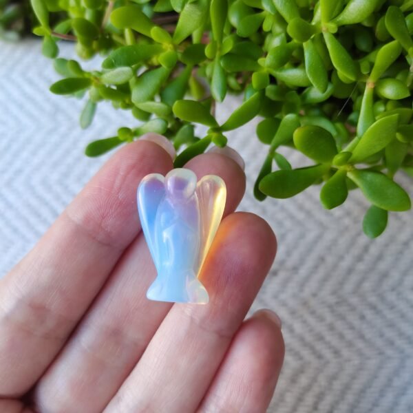 Ángel de opalita tallado 2.6cm Ángel de la guarda Ángel de cristal Energía de paz y luz Regalo de cristal curativo Regalos para parejas amigo Regalos para la familia