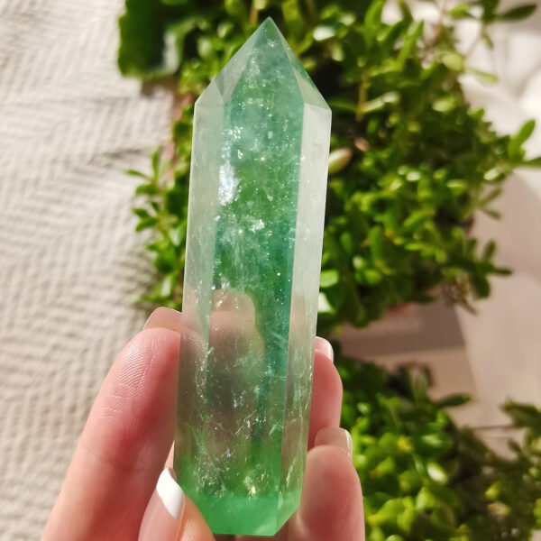 Obelisco de fluorita verde natural Torre de cristal de cuarzo Sanación Reiki Punta de varita de cristal Energía cristalina Decoración del hogar Regalos para parejas amigo Regalos para la familia
