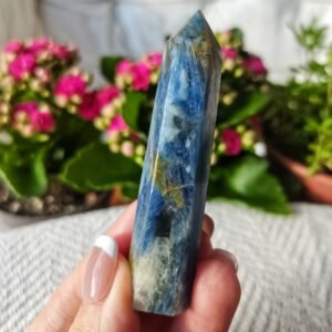 MEITU_20251130_221424255 Blue Kyanite Crystal Tower Crystal Obelisk Crystal Wand Energy Crystal Healing Home Decor Gifts for Couples Friend Family Gifts