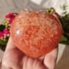 Corazón de cornalina tallado a mano AAA+ (agatización avanzada) Corazón de llama naranja Ágata roja auténtica Corazón de cristal Cornalina natural Sanación de chakras Cristal energético Sanación Decoración para el hogar Regalos para parejas amigo Regalos para la familia