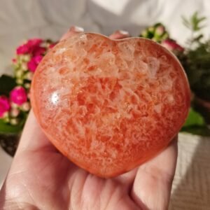 MEITU_20251205_141825501 AAA+ Hand-Carved Carnelian Heart (Advanced Agatization) Orange Flame Heart Authentic Red Agate Crystal Heart Natural Carnelian Chakra Healing Energy Crystal Healing Home Decor Gifts for Couples Friend Family Gifts