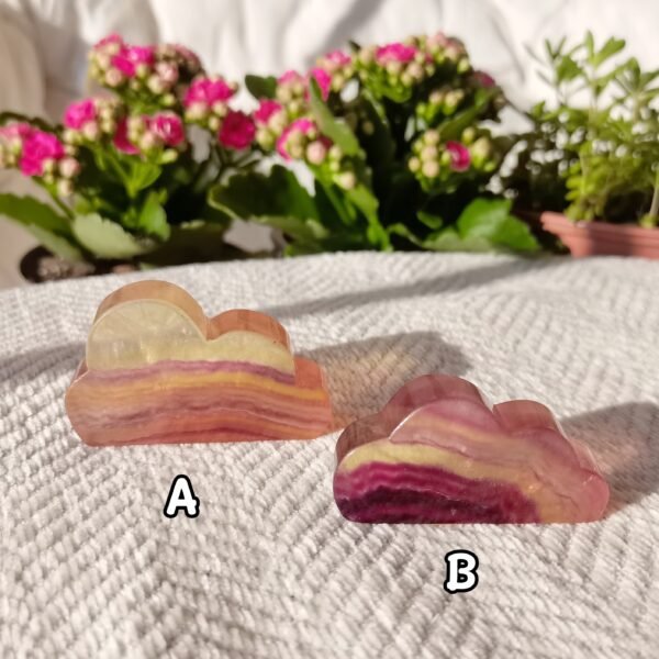 Rainbow Fluorite Carving Clouds Rainbow Crystal Healing Stone Energy Crystal Home Decor Healing Decoration Gifts for Couples Friend Family Gifts