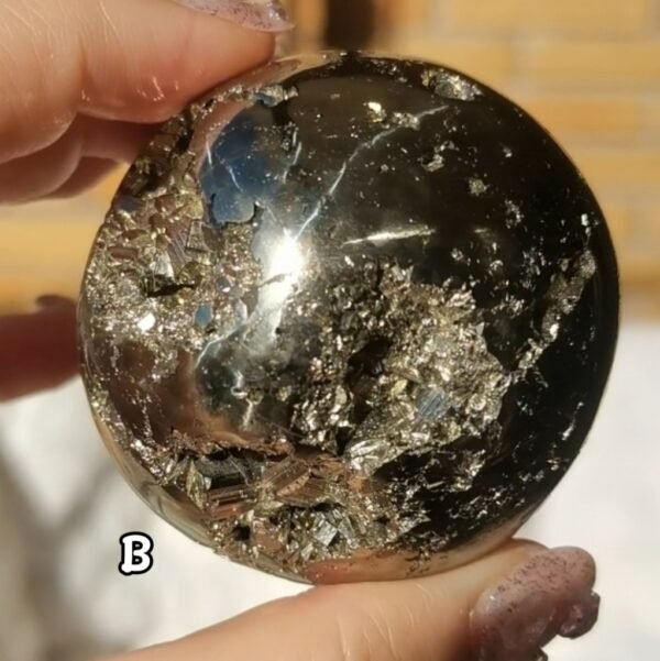 MEITU_20251205_182638164 Druzy Iron Pyrite Sphere Polished Crystal Ball Gemstone Fool's Gold