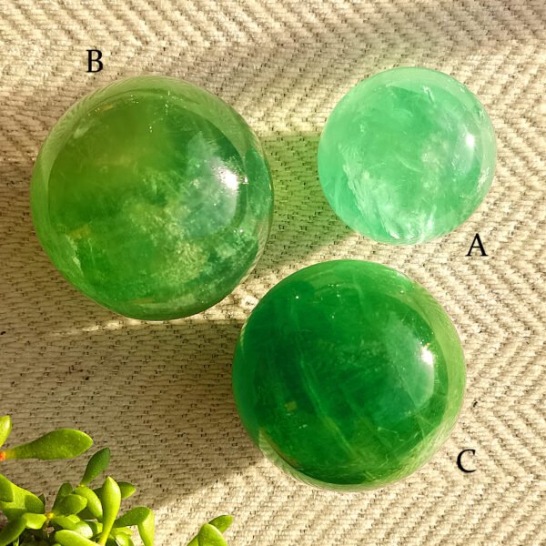 Esfera de fluorita verde Decoración del hogar Regalos para parejas amigo Regalos para la familia