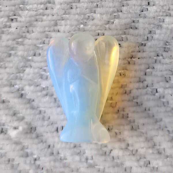 Ángel de opalita tallado 2.6cm Ángel de la guarda Ángel de cristal Energía de paz y luz Regalo de cristal curativo Regalos para parejas amigo Regalos para la familia