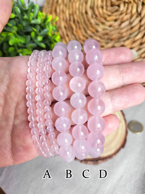 Pulsera de cuarzo rosa de Madagascar-Tono rosa lavanda-Acabado translúcido-Chakra del Corazón-Regalos para parejas amigo familia