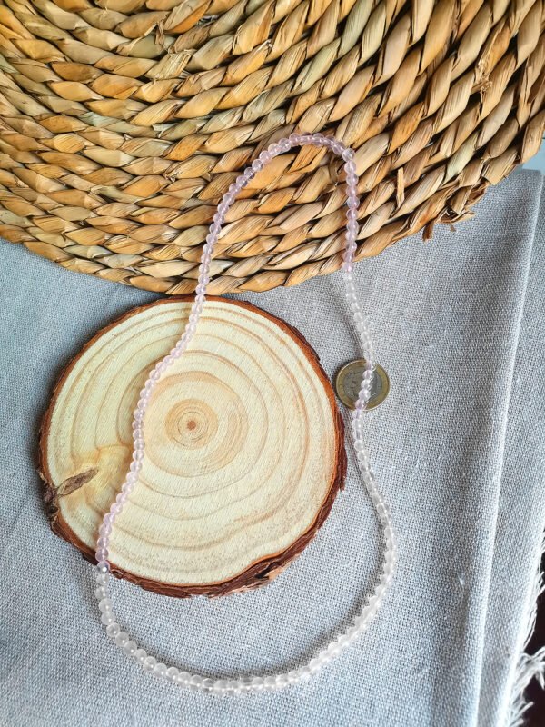 Pulsera de cuarzo rosa de Madagascar-Tono rosa lavanda-Acabado translúcido-Chakra del Corazón-Regalos para parejas amigo familia