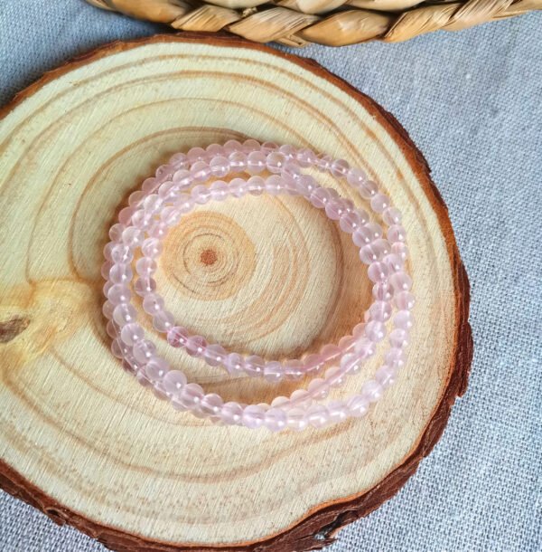 Pulsera de cuarzo rosa de Madagascar-Tono rosa lavanda-Acabado translúcido-Chakra del Corazón-Regalos para parejas amigo familia