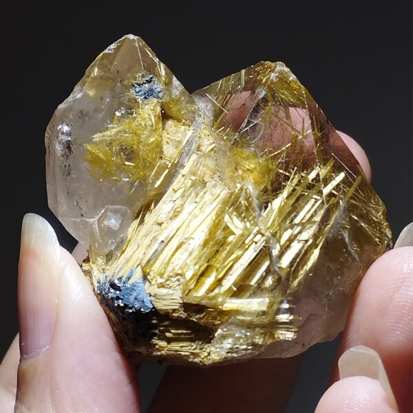 Raw golden rutilated quartz Collectibles