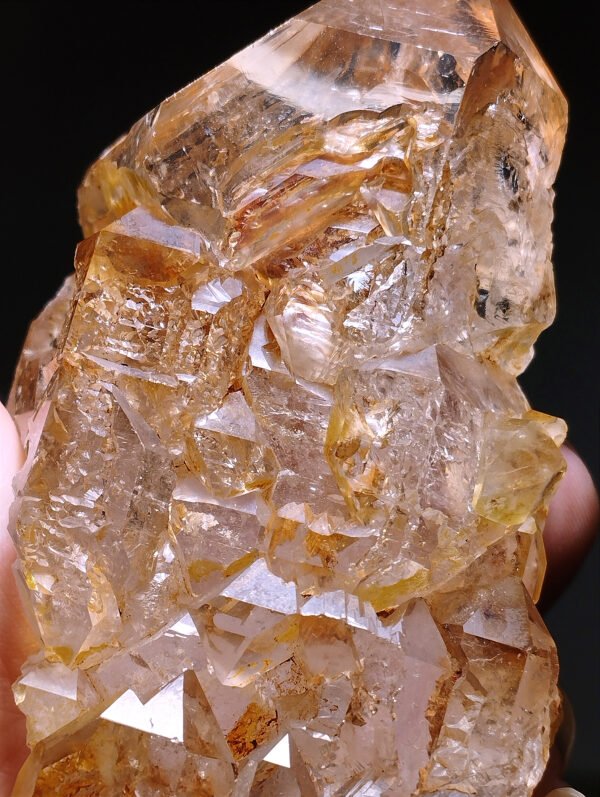 IMG_20260123_231549 Skeleton quartz with red clay Collectibles