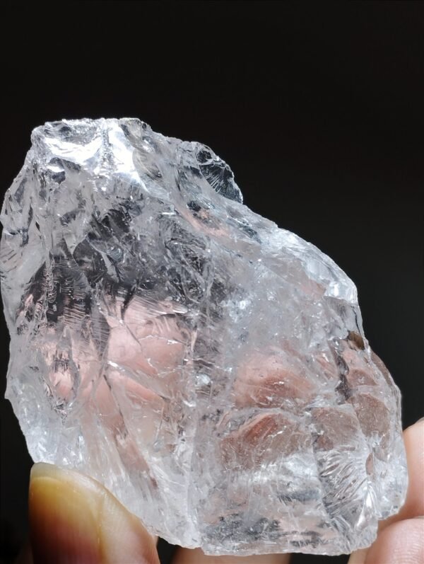 Highly transparent raw rock crystal quartz