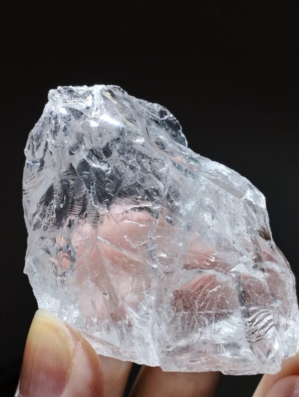 Highly transparent raw rock crystal quartz