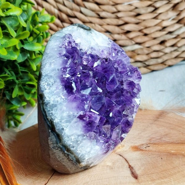 IMG_20260128_103122 Natural Amethyst Geode, Intense Color · Stable Piece · Home Decor · Meditation and Collectible Crystal