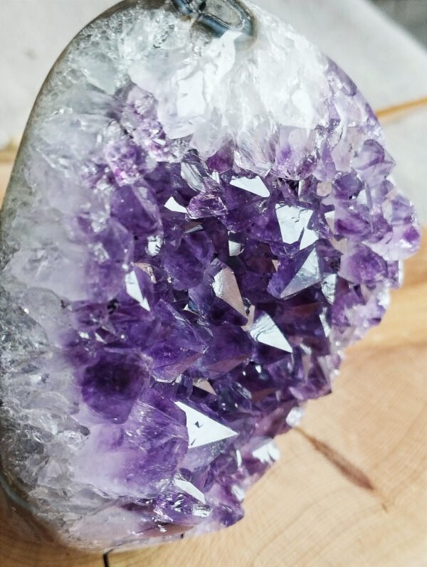 IMG_20260128_103339 Natural Amethyst Geode, Intense Color · Stable Piece · Home Decor · Meditation and Collectible Crystal