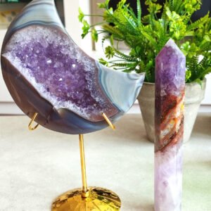 IMG_20260128_125313 Natural Amethyst Agate Moon · Purple Agate Tower · Decorative Piece with Gold Stand · Collectible and Meditation Crystal