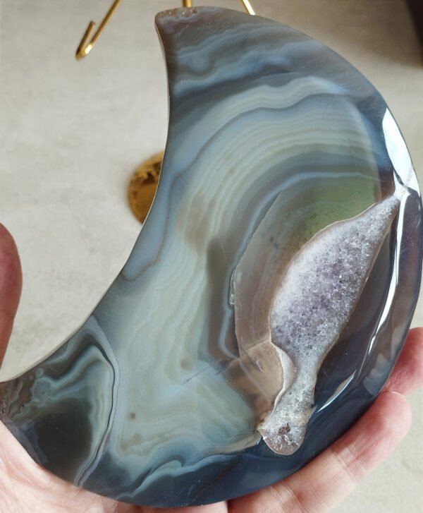 Natural Amethyst Agate Moon · Purple Agate Tower · Decorative Piece with Gold Stand · Collectible and Meditation Crystal