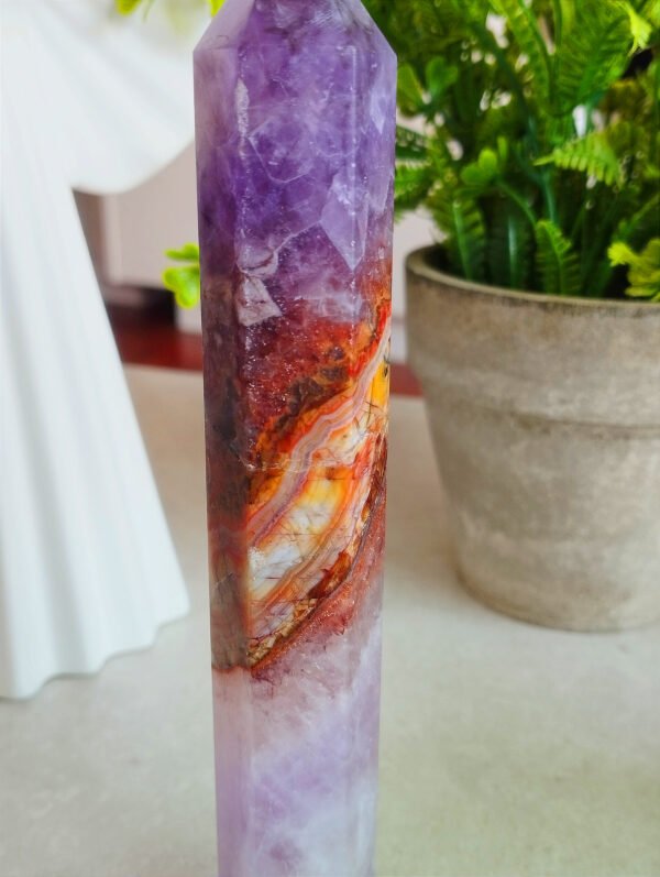 Natural Amethyst Agate Moon · Purple Agate Tower · Decorative Piece with Gold Stand · Collectible and Meditation Crystal