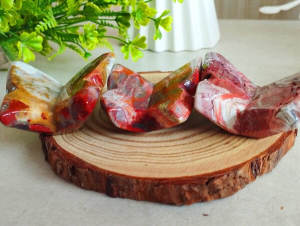 IMG_20260128_172035 Natural Red Agate Butterfly from Mexico · Hand carved and polished · Spiritual decoration and collector's item