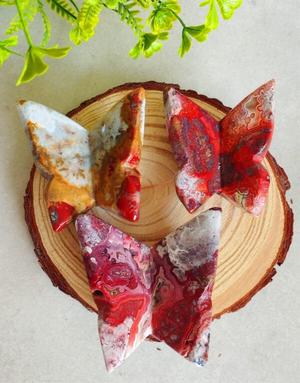 Mariposa de Ágata Roja Natural de México · Tallada y pulida a mano · Decoración Espiritual y Pieza de Colección