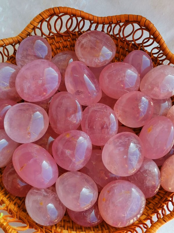 Natural Polished Rose Quartz · Love Tumbled Stone · Healing Crystal and Spiritual Decoration