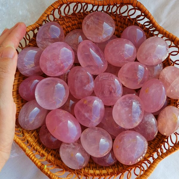 Natural Polished Rose Quartz · Love Tumbled Stone · Healing Crystal and Spiritual Decoration