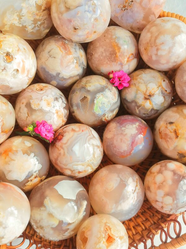 IMG_20260131_161609 Natural Pink Sakura Agate Sphere and Heart · 24 Styles · Decorative Crystal · Display and Collectible Stone