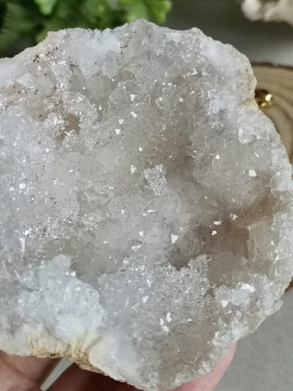 Natural sparkling druzy quartz geode from Morocco · Sugar effect crystals · Home decoration, collection, and display case
