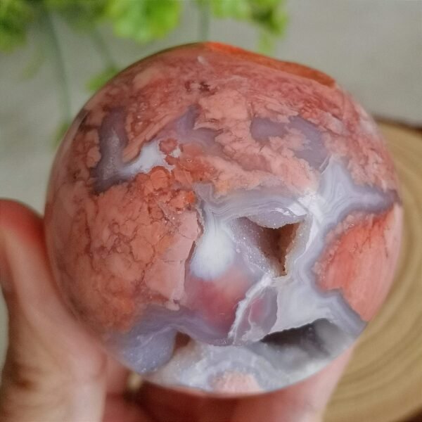 Bola de ágata rosa natural con geoda brillante · Esfera decorativa con base metálica · Crystal home decor y colección