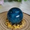 Esfera de Apatita Azul Natural con Brillo Intenso · Blue Apatite Sphere · Decoración Hogar Meditación Chakra Garganta Colección