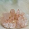 Racimo de Cuarzo Rosa natural