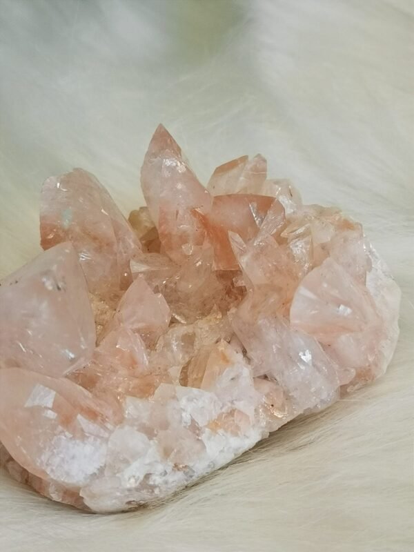 Racimo de Cuarzo Rosa natural