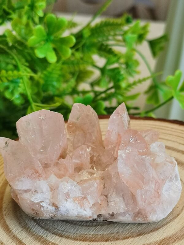 Racimo de Cuarzo Rosa natural