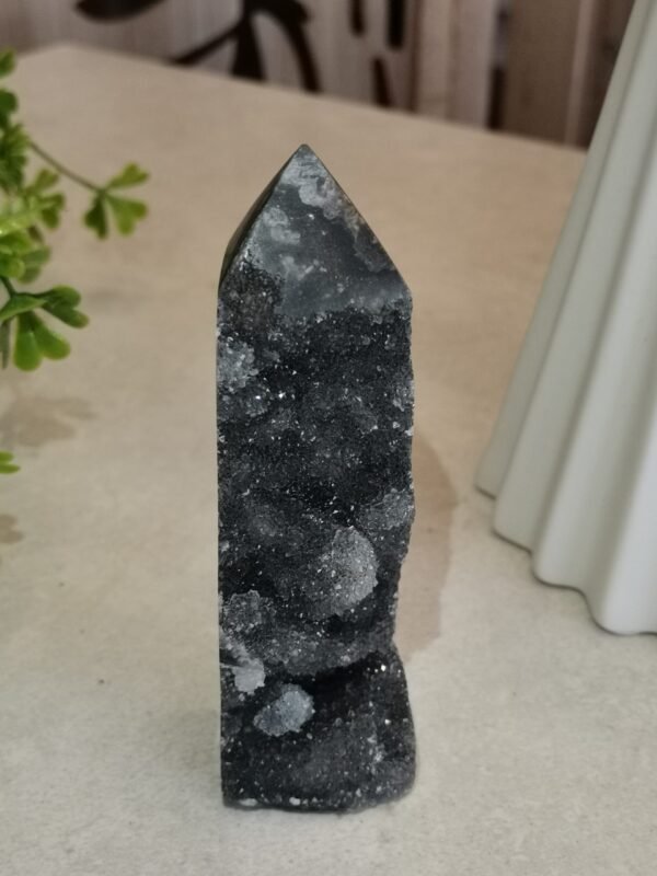 oznorCO Obelisco de ágata negra natural torre