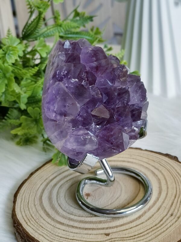 Geoda de Amatista en forma de gota