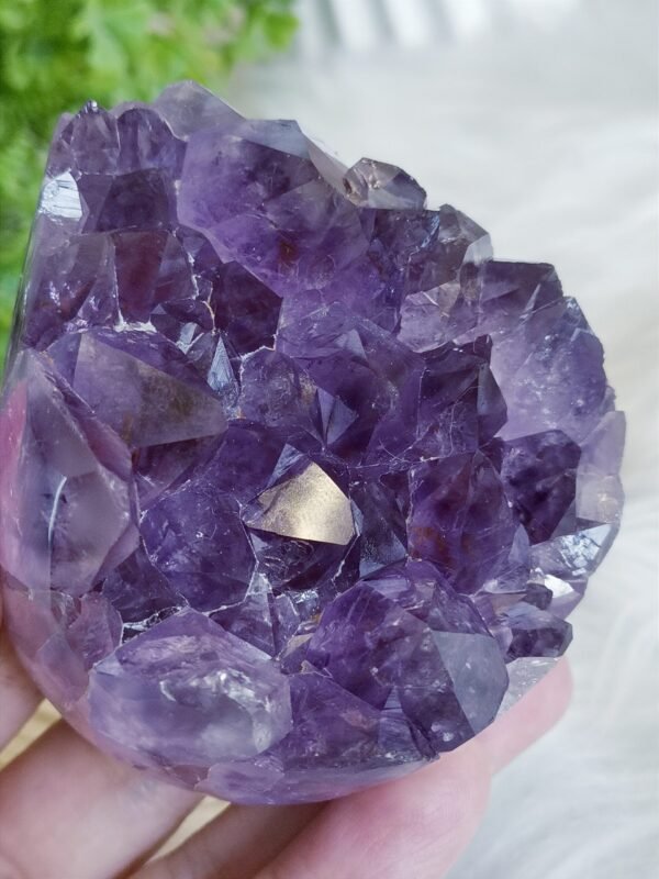 Geoda de Amatista en forma de gota