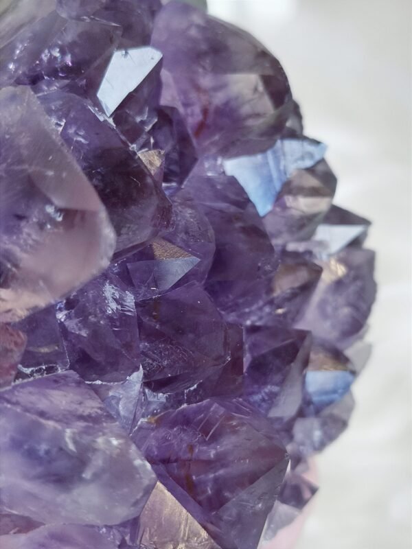 Geoda de Amatista en forma de gota