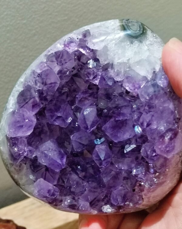 Geoda de Amatista Natural Color Intenso · Pieza Estable · Decoración del Hogar · Cristal de Meditación y Colección