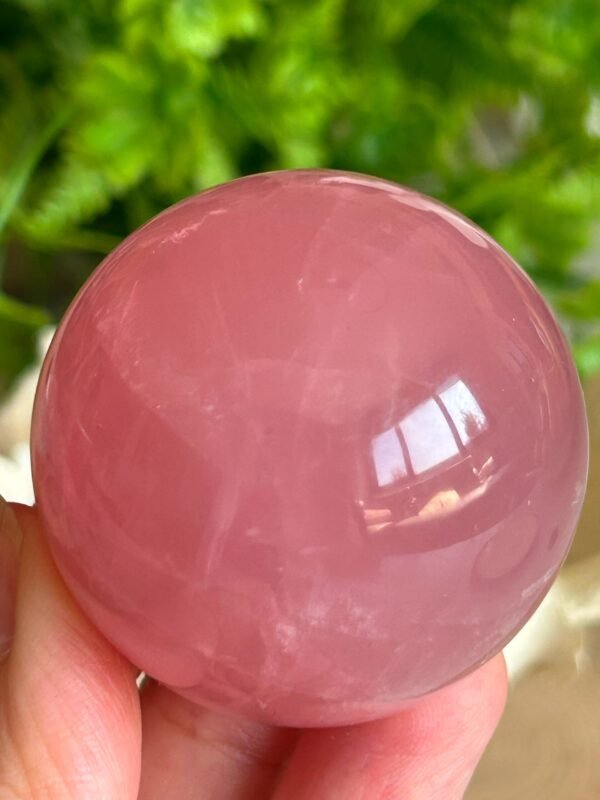 Esfera de Cuarzo Rosa natural