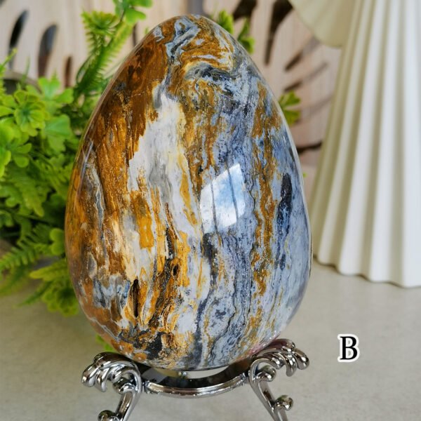 mmexport1769616610167 Natural Ocean Jasper Egg · Defined Pattern with Cavities · Decorative and Collectible Piece