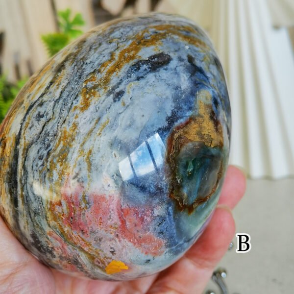 mmexport1769616619527 Natural Ocean Jasper Egg · Defined Pattern with Cavities · Decorative and Collectible Piece