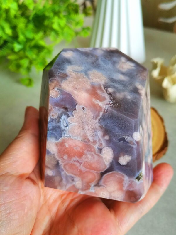 oznorCO Natural Polished Blue Sakura Agate · Display Stone with Pink Druse · Multifaceted Decorative Collectible Piece