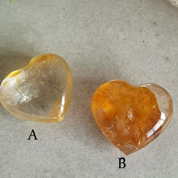 Natural Yellow Garden Quartz Heart · Clear Crystal with Inclusions · Collectible and Energy Decorative Piece