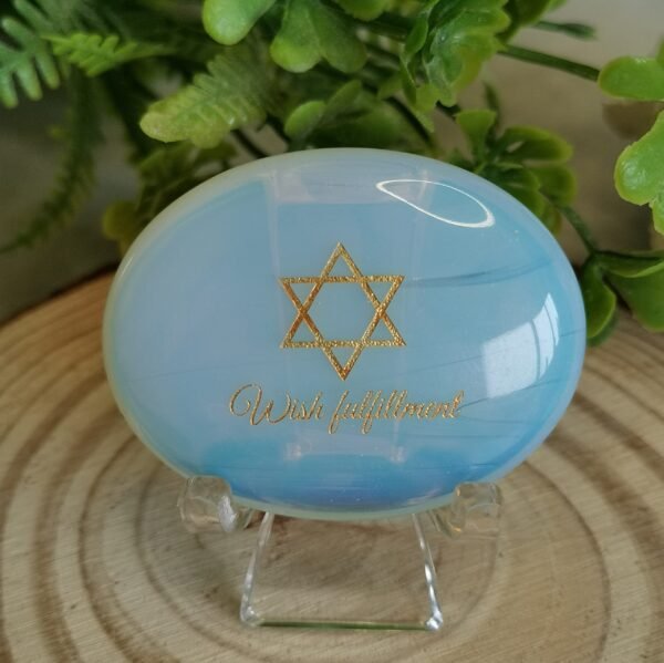 Natural palm stone wish stone · Ocean jasper / Amazonite / Carnelian / Opal / Quartz with inclusions · Meditation and collection stone