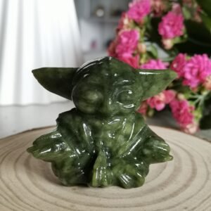 oznorCO Yoda figure in natural green stone · Home decoration · Hand-carved sculpture · Unique collector's item