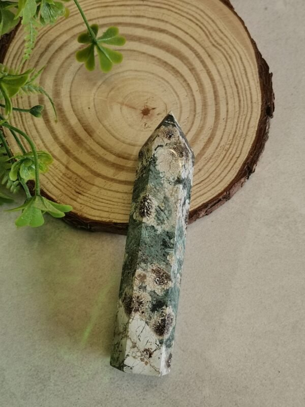 Natural Green Sakura Agate Tower · Polished energy column · Home decoration · Crystal for meditation and collection