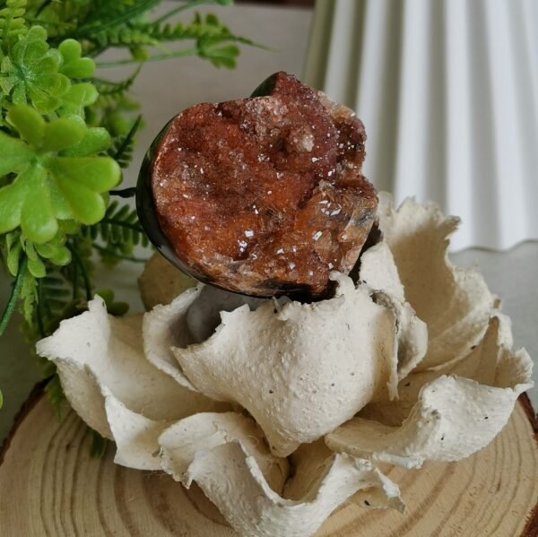 Natural lace agate heart with geode · Unique decorative piece · Crystal home decor and collection